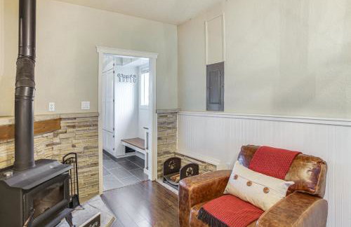 3 Mi to Coeur dAlene Lake! Cozy Mtn-Town Getaway - Foto 14