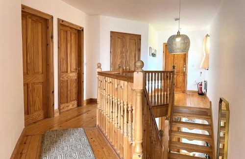 Spectacular 7BR House Hot Tub and Gardens in Gretna - Pass the Keys - Foto 52