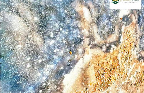 4 Bedroom House - Sleeps 7, Near Coventry Airport, City Centre, Free Wi-Fi with Driveway Parking & Garden, Full Kitchen - AHC - Photo 28