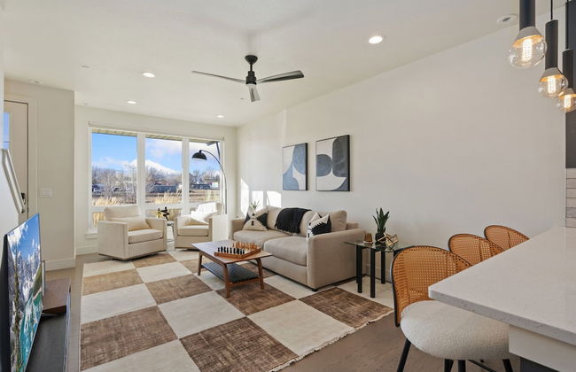 Mountain View Home w/ King Beds & Rooftop Deck - Foto 17