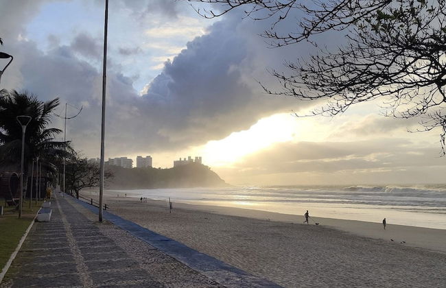 Pé na areia do Guarujá - Praia do Tombo (F) - Foto 60