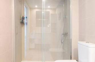 Apartment by the beach with pool and private parking - Foto 25