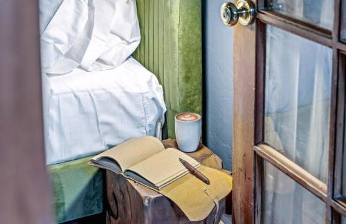 Dog Friendly, Year Round, Creekside Cabin, Hot Tub, 6 Acres - Foto 29