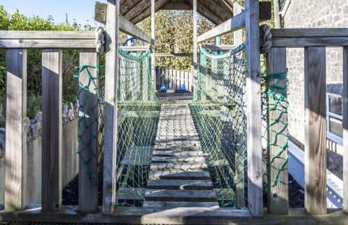 Barn Conversion - Hot Tub - Penally - Tenby - Photo 11