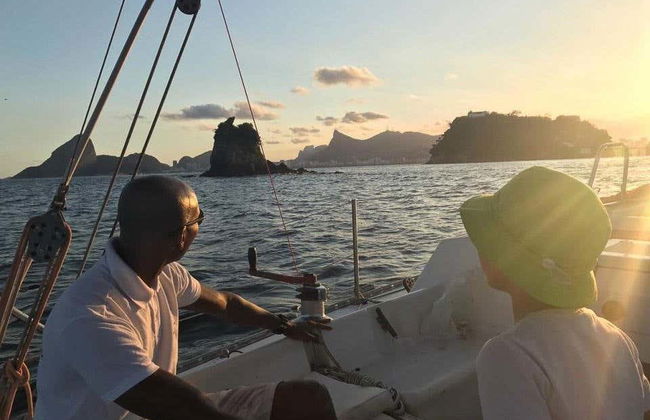 Paseo en velero al atardecer por Río - Foto 2