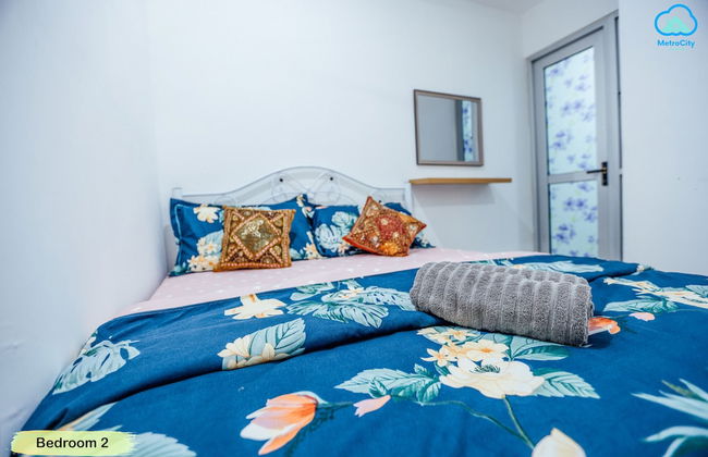 MetroCity Staycation - Foto 10