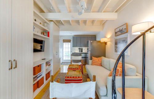 Steps to Commercial St! Lofted Provincetown Gem - Foto 4