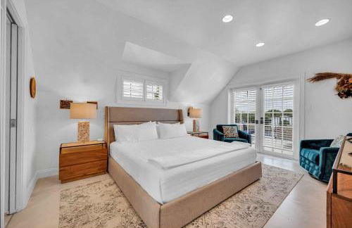 The Modern Castle Canal View Access Rooftop Living Greenhouse VlLLAS - Foto 47