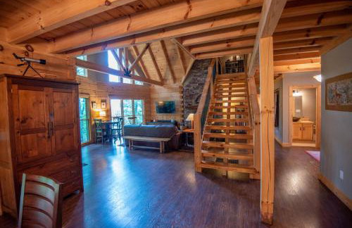 Blue Ridge Mountain Log Cabin - Views - Fireplace - River Access! - Photo 17