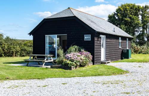 Harbour Lodge - Photo 1