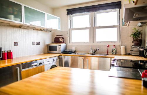 SeaBrighton Penthouse with private sea view roof terraces - Foto 32