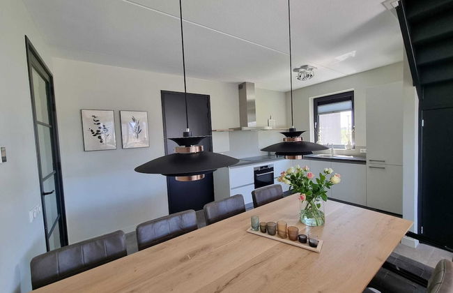 Luxurious Detached Water Villa With Jetty - Foto 20