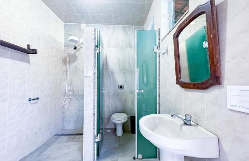 Casarão e piscina localização excelente | ROSF91 - Foto 54