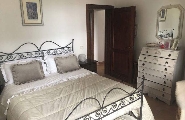 Tranquil Location With Views of Lake Trasimeno! - Foto 3