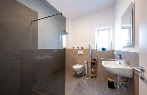 Lux Apts Deluxe Apartment-Zentral-Messe-Küche - Foto 18