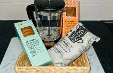 Selston House, 3 bedroom cosy cottage Home for up to 6 Guests, Cul-de-sac on Private road - Foto 7