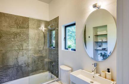 Mill Creek by Avantstay Modern Design, Patio, Hot Tub - Foto 48