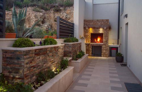 LUXURY VILLA PARADISE 120m from sandy beach, heated pool, billiard, max 12 pax - Foto 46