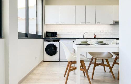 Loulé Sunny Retreat by LovelyStay - Photo 17