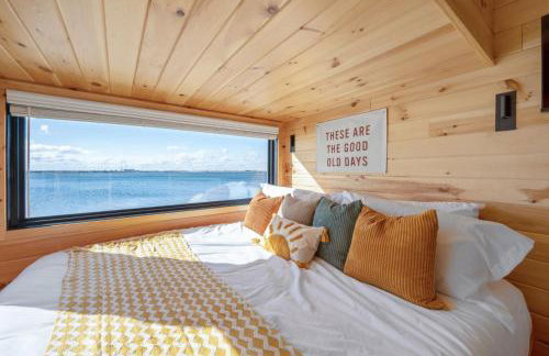 Luxury Waterfront Cabin 7 - Foto 13