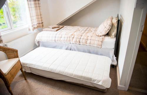 Awel Taf - A well-appointed cottage comfortably accommodates up to six guests - Foto 13