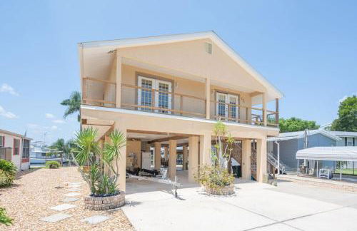 Waterfront St Johns River near springs with boat dock and water sports - Foto 27