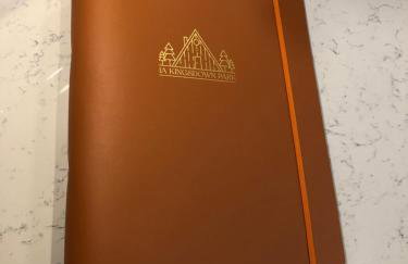 Escape to a Clifftop Chalet with pool and tennis onsite - 1A Kingsdown Holiday Park - Foto 5