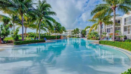 FULL TIME LIC Mgr - LUXURIOUS 3 BED 3 BATH OCEANFRONT SUITE - UPSCALE OCEANFRONT RESORT - INDOOR PICKLEBALL - SPEAKEASY! - Foto 2