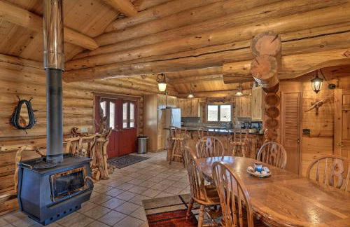 Exquisite Log Home with Lander Valley Views! - Foto 8