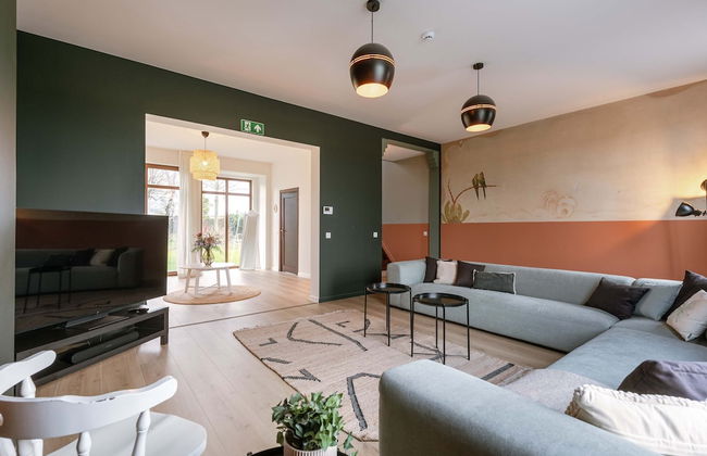 Vacation Home for 6 Person and Beautiful Garden - Foto 17