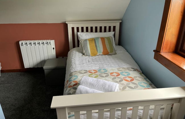 Immaculate 5 Bedroom House Outside Stornoway - Photo 13