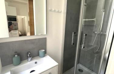 A proximité immédiate de la Tour Eiffel - Foto 10