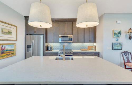 Riverfront Charm by Lucky Savannah - Foto 16