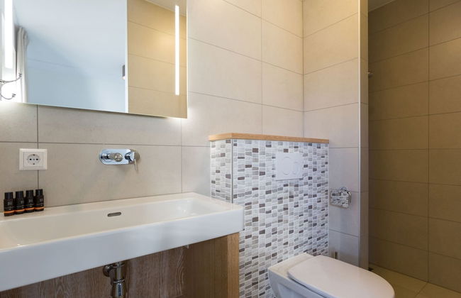 Stylish Villa by the Water - Foto 11