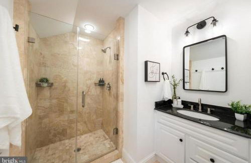 Arlington Charm - Photo 9