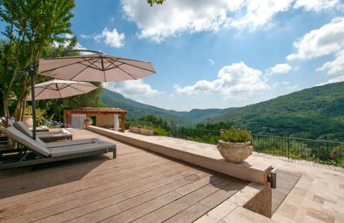 Charm, luxury, stunning views, villa with pool - Foto 48