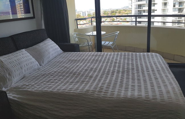 Parramatta Hotel in Mantra Building - Photo 7