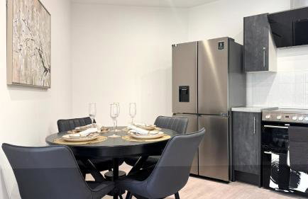 Stylish Chelsea 2BR - at BatterseaPS Shopping Mall, Family Friendly - Foto 18