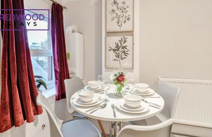 Everest Lodge Serviced Apartments for Contractors & Families, Free WiFi & Netflix By Redwood Stays - Foto 66