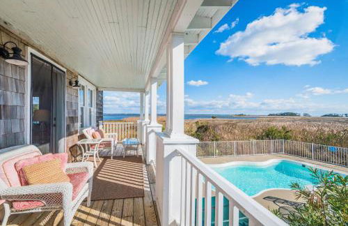 Sawyers Lodge - Historic Soundfront Home, Pool, Hot Tub, Boat Launch, Kayaks, Pets OK, Flex Stays - Foto 7