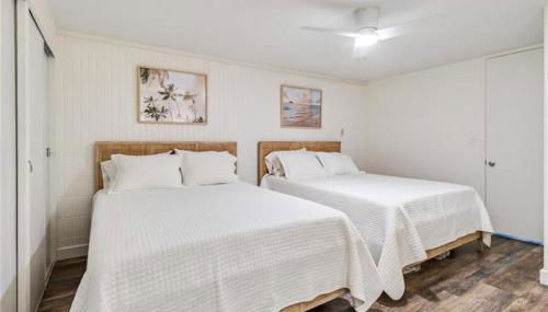 NEW Beachfront Condo - Photo 2