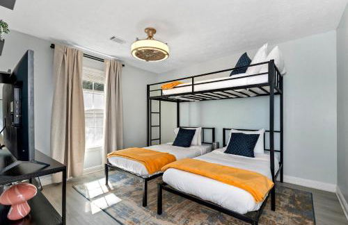 Spacious 5BR Family Retreat Near Mall of GA Sleeps 13 - Foto 23