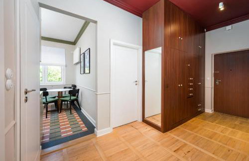 Hala Mirowska Spacious Apartment by BookingHost - Photo 30