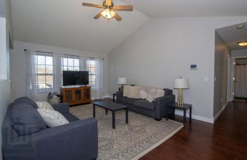 Lafayette's Landing near Fort Wood - Foto 1