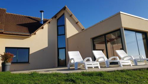 Magnifique villa avec piscine intérieure - Foto 3, Garden, sunbed, Garden view