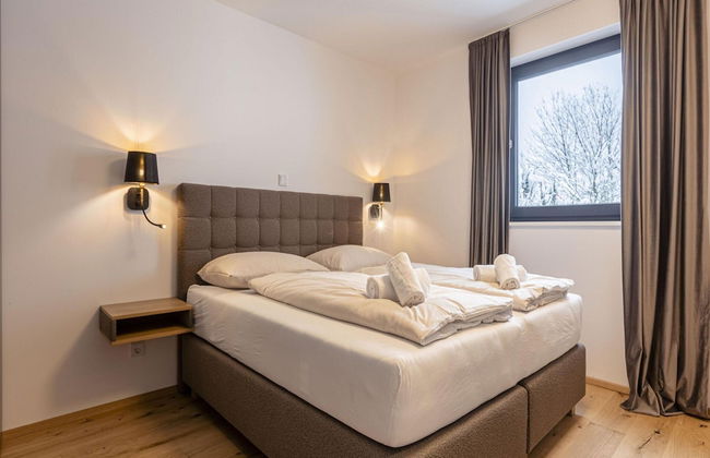 Nice Apartment With Shared Pool - Photo 3