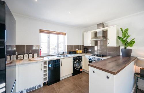 Superb 2BR 2Bath with parking - Foto 7