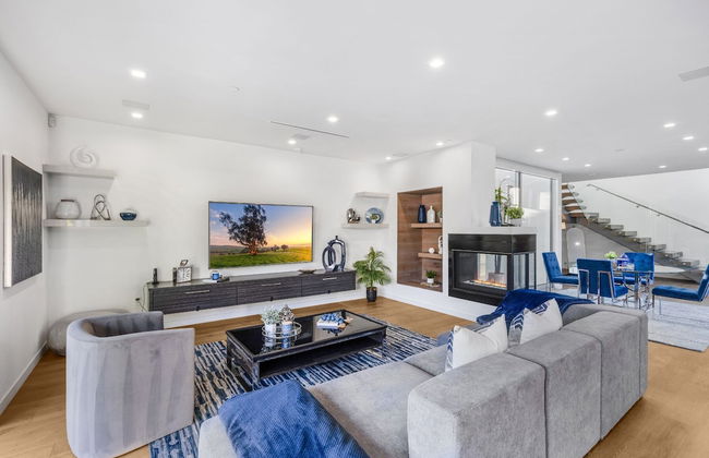 Lindenhurst - Photo 13