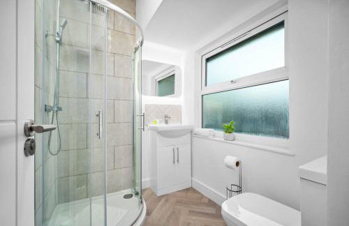Stylish One Bedroom - Fast WiFi - On Street Parking 2BR - Foto 3
