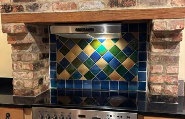 Courtyard House- Luxury Holiday House with floodlit Tennis court - Foto 11